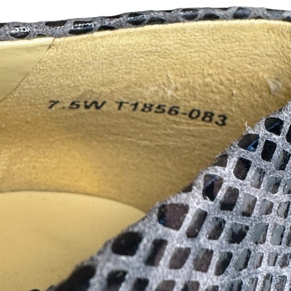 Trotters Kari Dark Gray Snake Print Block Heels Slip On Leather Pumps 7.5 W - Picture 12 of 14